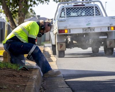 Installing green markers