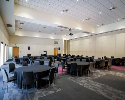 Civic function room 2a min