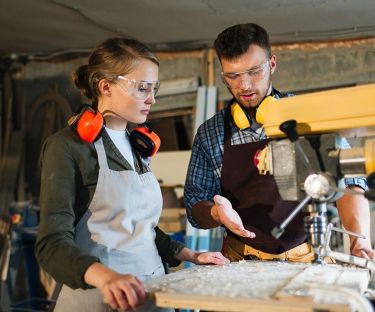 Navigating Apprenticeships & Training