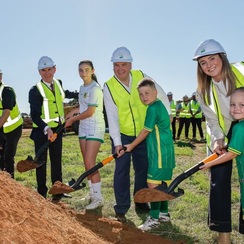 Muno Para Sports MW 043 shovels