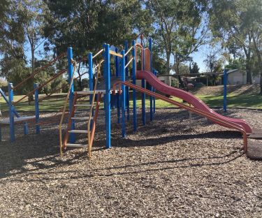 Pipkin Nature Play Space