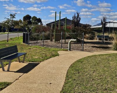 Parkvale drinking fountain and bench 052026