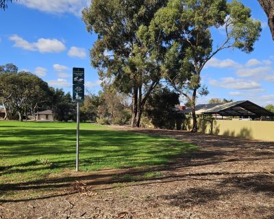 Cabernet court reserve dog signs 052026