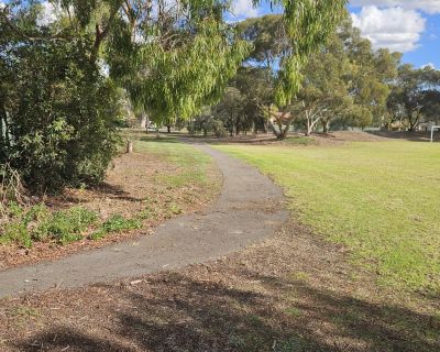Winulta Park path 052026