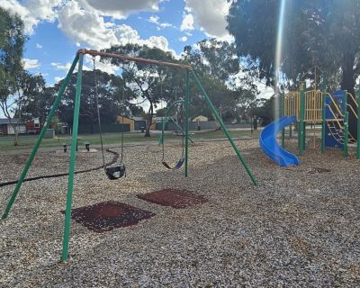 Winulta Park swings 052026