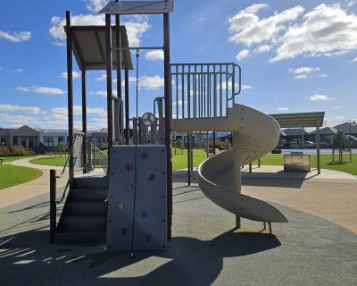 Mallee reserve climb up and slide 052026