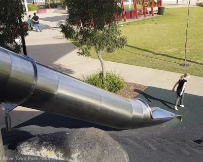 Spa Ao 180403 Playfordalivetownpark 4